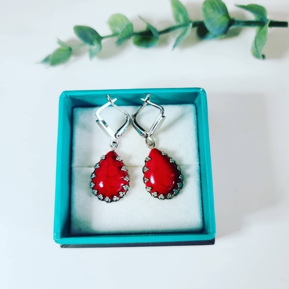 Beautiful silver plated Coral Earrings - Picture 1 of 2